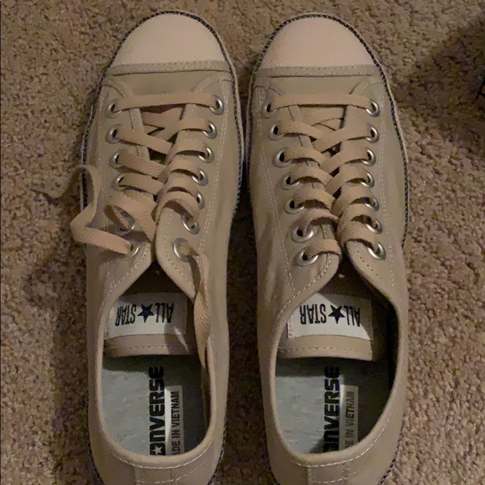 Converses new in box! Never worn